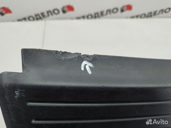 Накладка бампера Land Rover Range Rover III 2003г