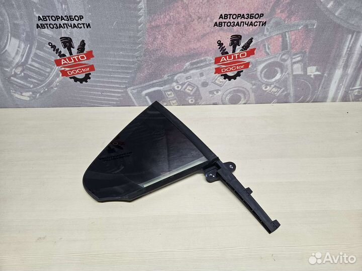 Форточка задняя правая Volkswagen Polo 6 2022 год