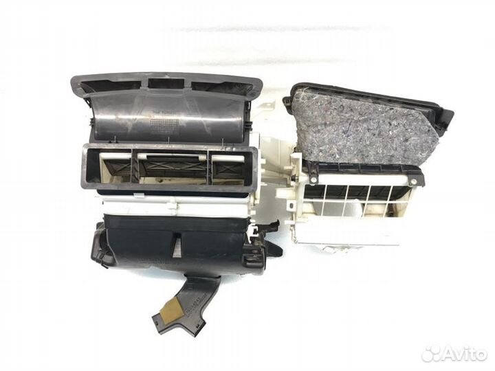 Корпус печки Mitsubishi Lancer 10 хетчбек 1.8 2008