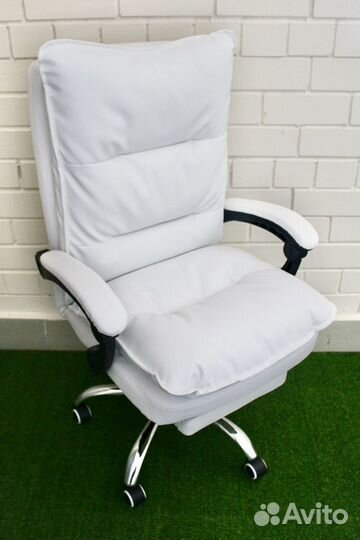 Компьютерное кресло