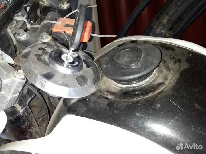 Универсальная Крышка пробка топливного бака