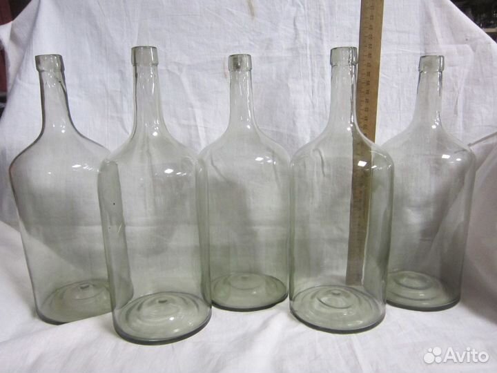 Старинные бутылки, четвертушки 5 штук