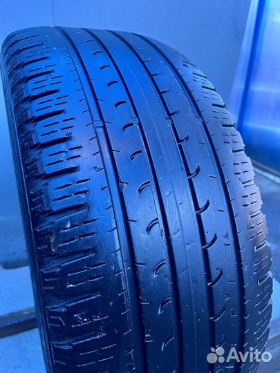 Goodyear EfficientGrip SUV 4x4 235/55 R17