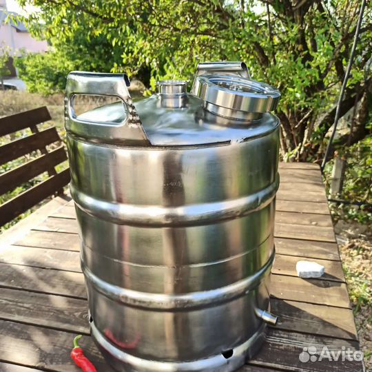 Куб из пивной кеги со смотровым окном