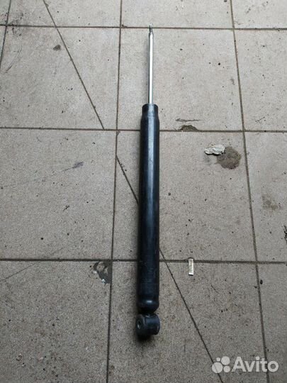 Амортизатор задний форд фокус 3