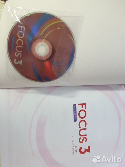 Учебник и тетрадь focus 3