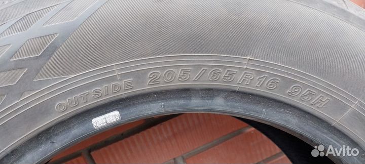 Yokohama BluEarth-GT AE51E 205/65 R16 95H