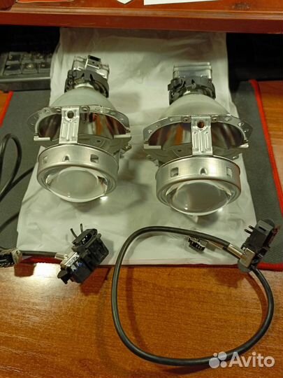 Ксеноновые линзы Ниссан кашкай