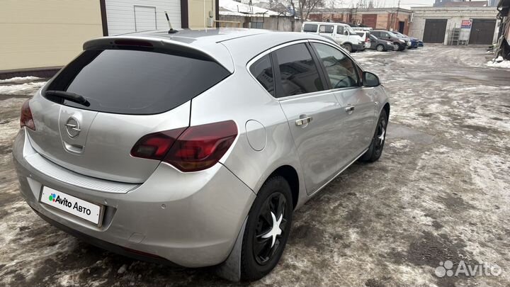 Opel Astra 1.6 МТ, 2011, 237 710 км