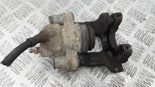 Суппорт тормозной задний правый mercedes benz M-cl