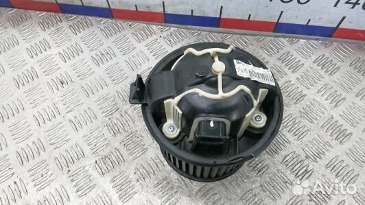 Моторчик печки peugeot 308 1 (LBE05KK01)