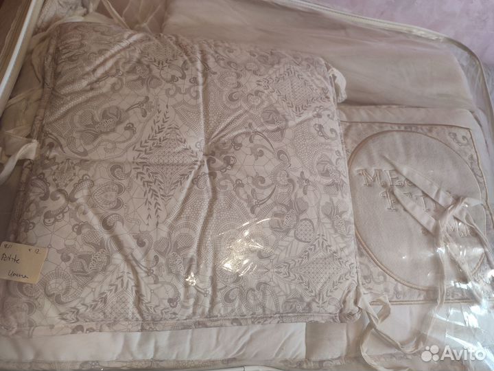 Набор принадлежностей в кроватку с балдахином