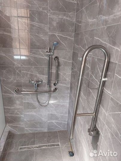 Поручень для инвалидов откидной