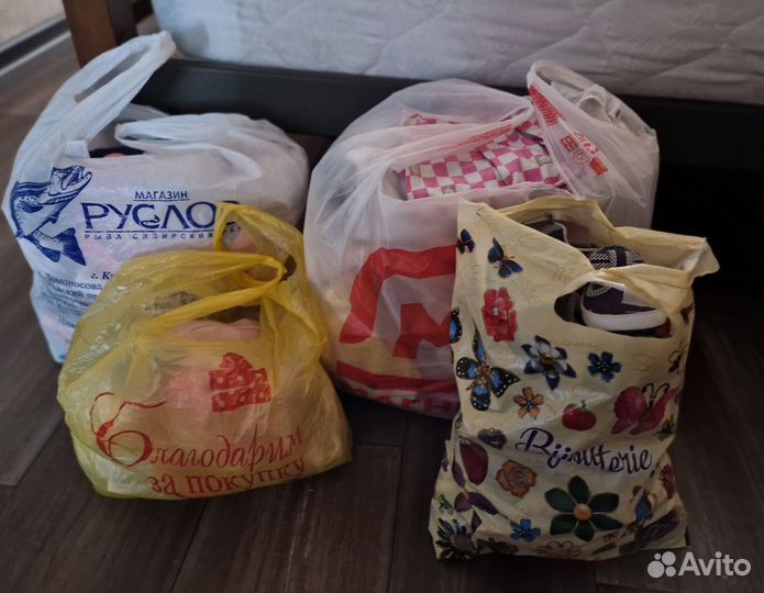 Вещи и обувь на девочку