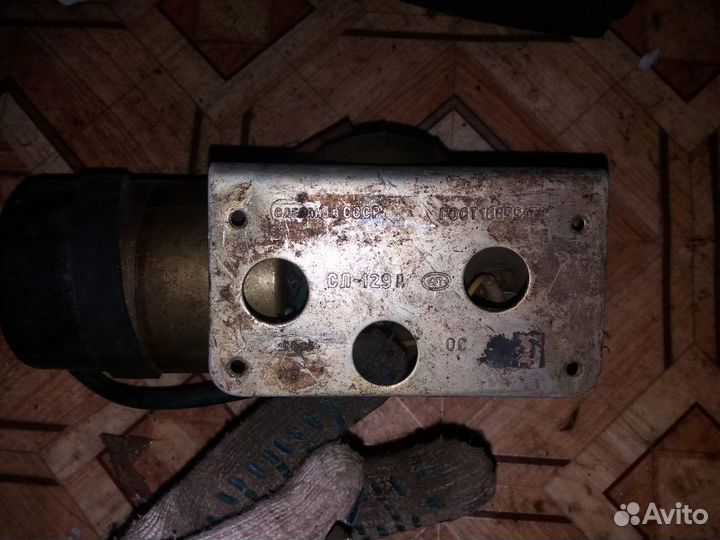 Стеклоочиститель газ 14 