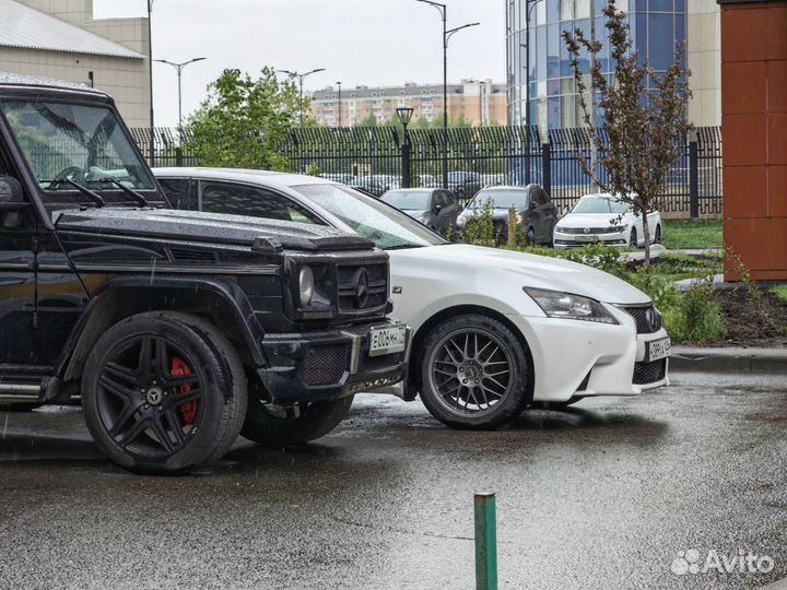 R18 Triangle PL02 235/45, PCD 5x114.3 DIA 70.1