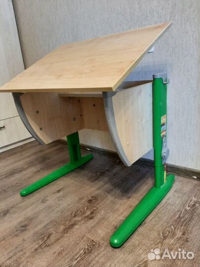 Парта растущая Дэми