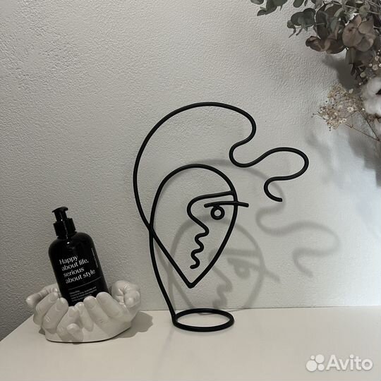 Фигура статуэтка из проволоки в стиле HM Home