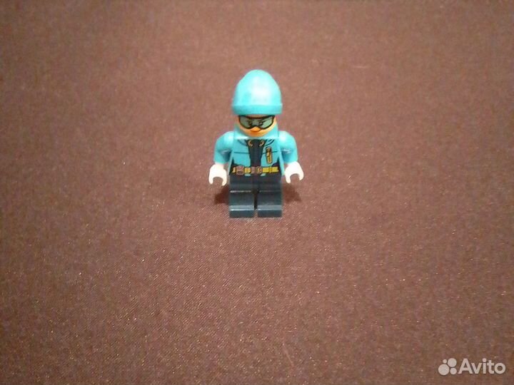Минифигурка из набора снежный оригинал