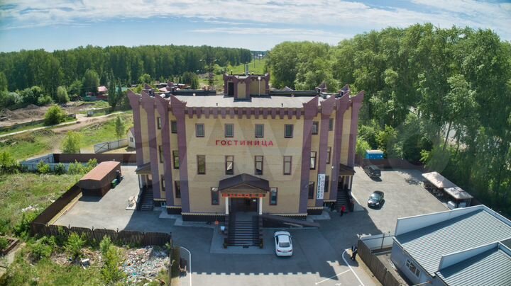Здание, 1650 м²