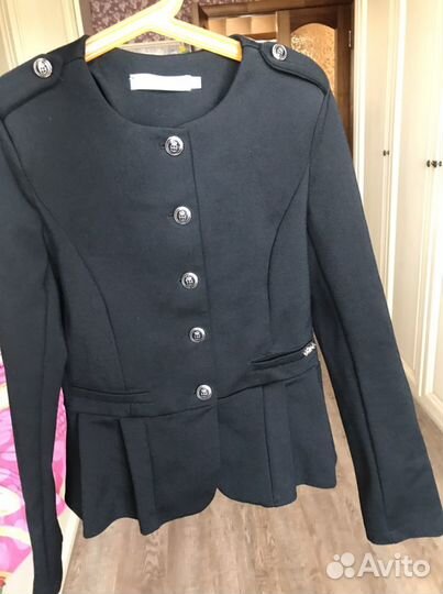 Жакет школьный р.140 Deloras