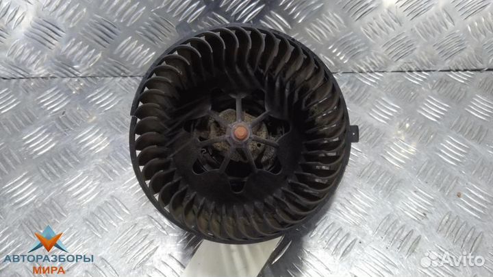 Моторчик печки Skoda Superb 2 2010 1K2820015D