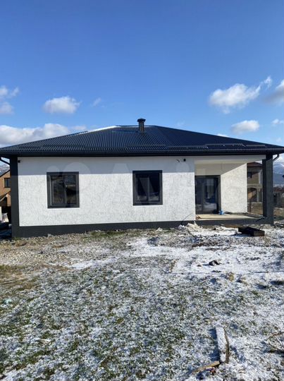 Дом 180 м² на участке 6 сот.