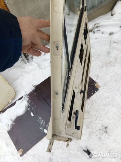 Дверь На ниву 2121