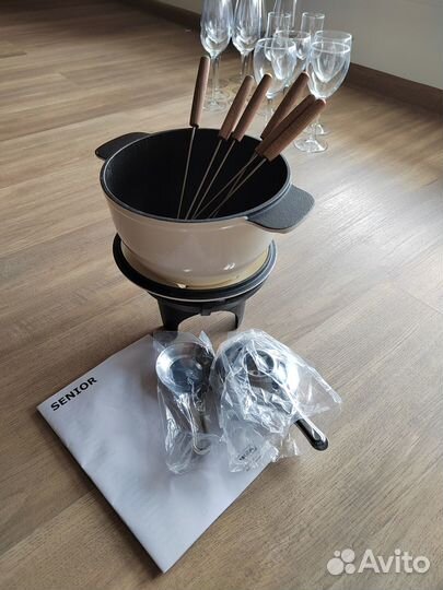 Фондюшница чугунная