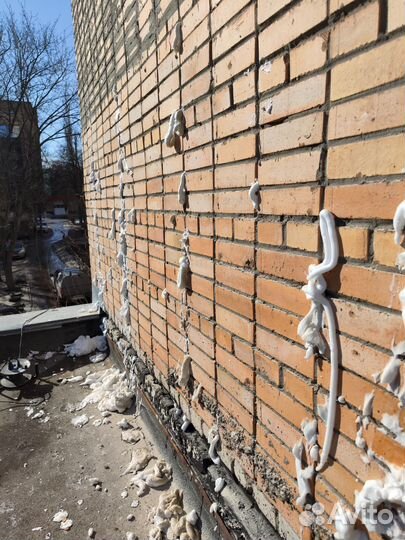 Заполнение пустот Утепление стен Пеноизолом