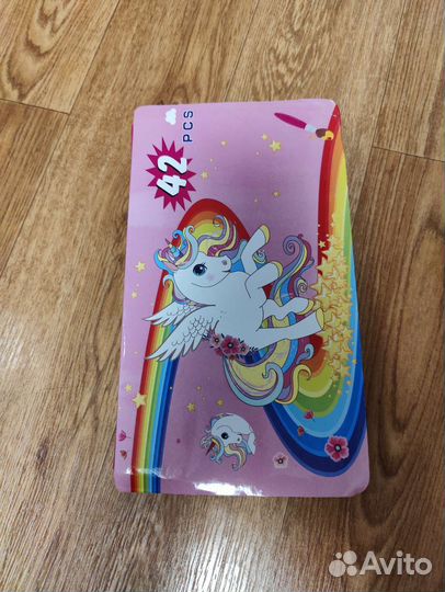 Набор для рисования новый 42 предмета