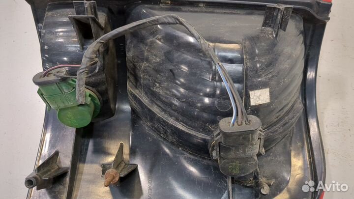 Фонарь (задний) левый Ford Explorer