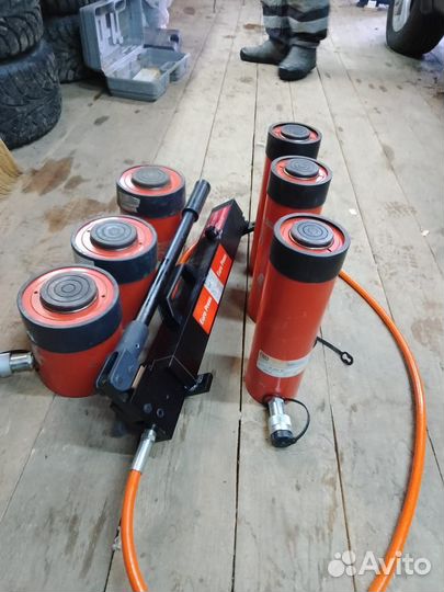 Домкрат гидравлический