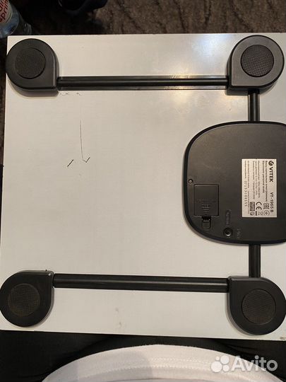 Весы, в рабочем состоянии