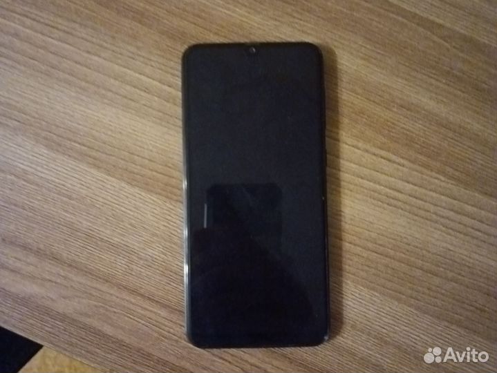 Samsung Galaxy A30, 4/64 ГБ