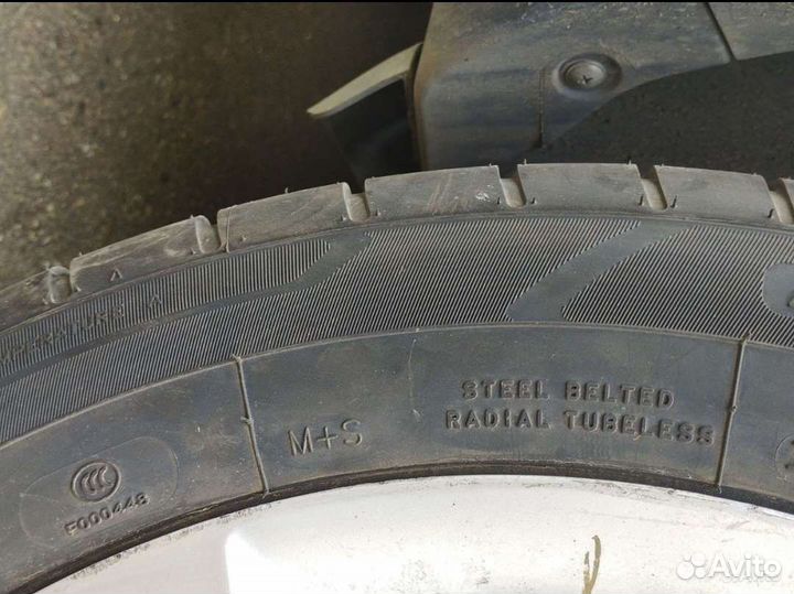 Windforce Catchfors UHP 215/55 R17