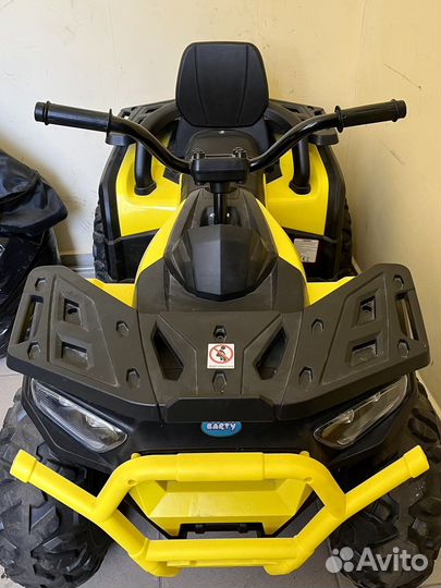 Детский квадроцикл на аккумуляторе