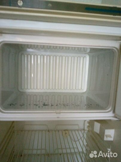 Холодильник б/у стинол