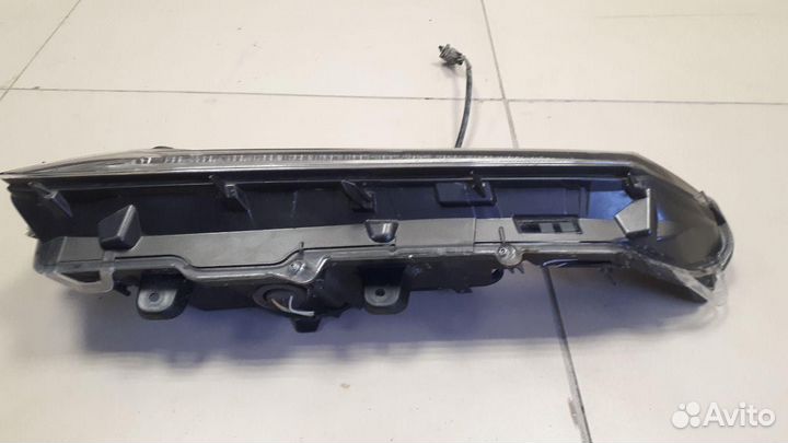 Указатель поворота Lexus NX