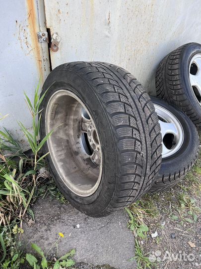 Колеса зимние Mercedes 215/55R16