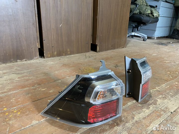 Задние фары honda stepwgn