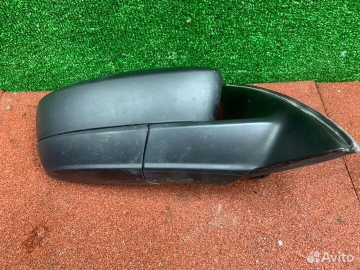 Зеркало заднего вида боковое правое Skoda Rapid 1