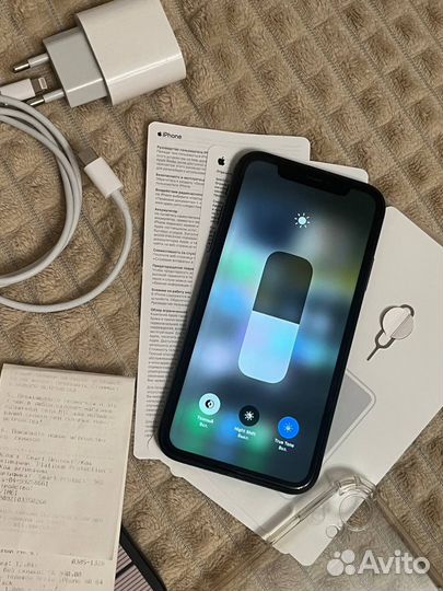 iPhone Xr, 64 ГБ