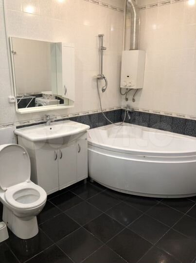 2-к. квартира, 56 м², 2/5 эт.