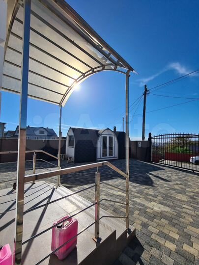 2-к. квартира, 75 м², 1/2 эт.