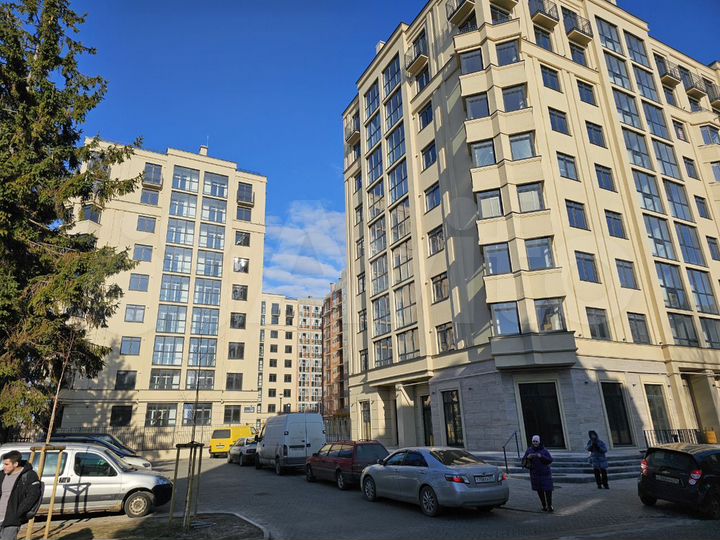 2-к. квартира, 63,5 м², 1/9 эт.