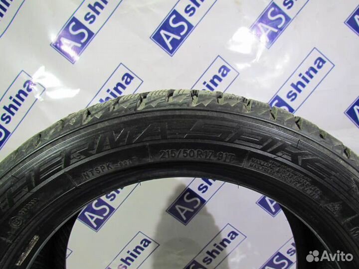 Nitto Therma Spike 215/50 R17 92N