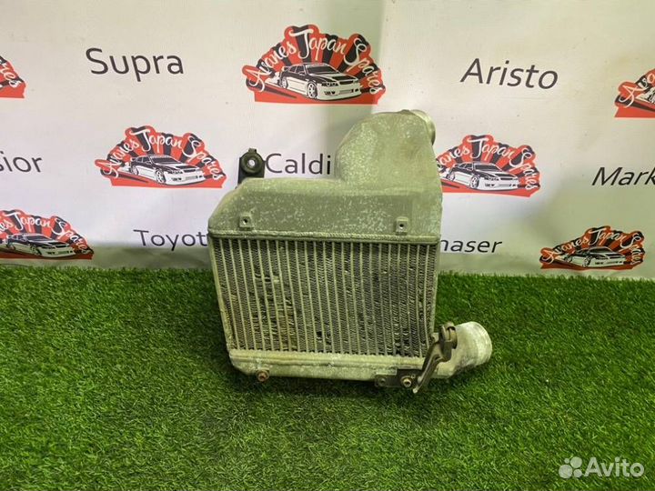 Интеркулер Toyota Aristo JZS161 2JZ-GTE 1999