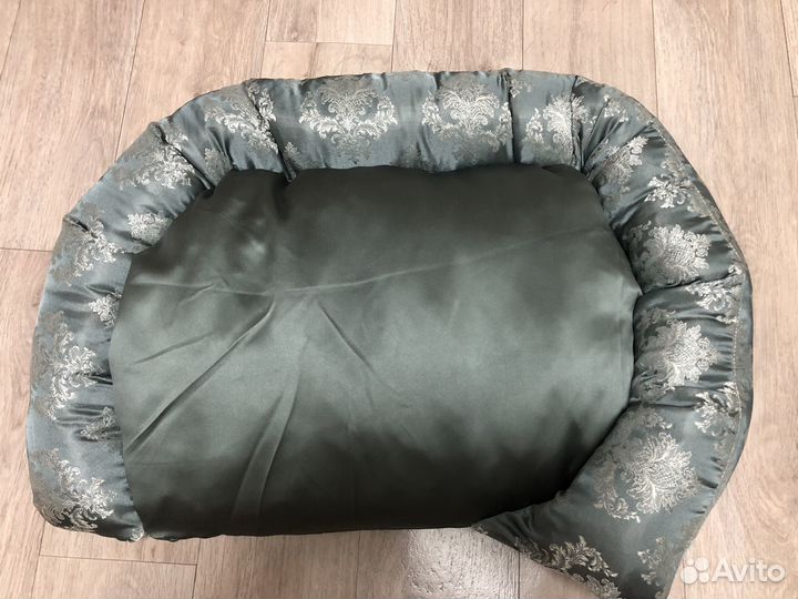 Лежанки для кошек/собак