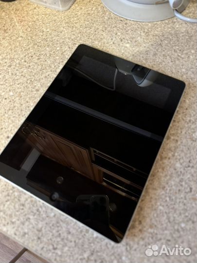 iPad модель А1458 (б/у) 64 gb